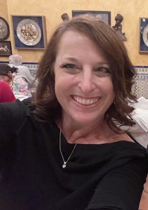 Listen Foundation board member Andrea Warner Czyz